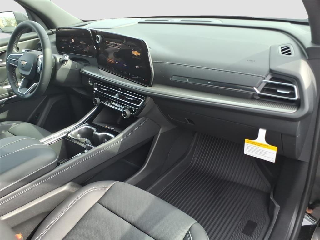 new 2026 Chevrolet Traverse car, priced at $48,156