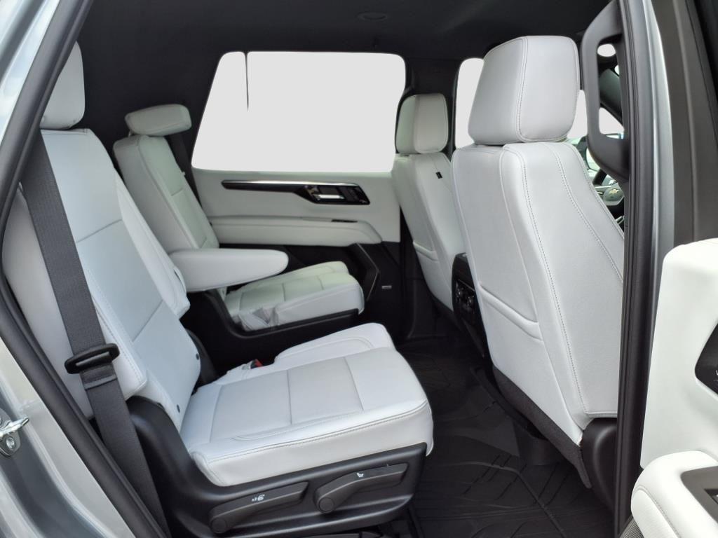 new 2025 Chevrolet Tahoe car, priced at $74,415