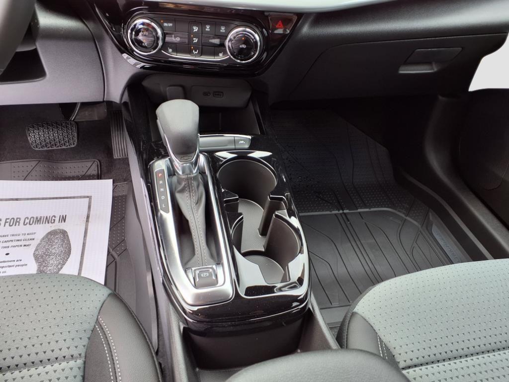 new 2025 Chevrolet Trax car, priced at $26,590