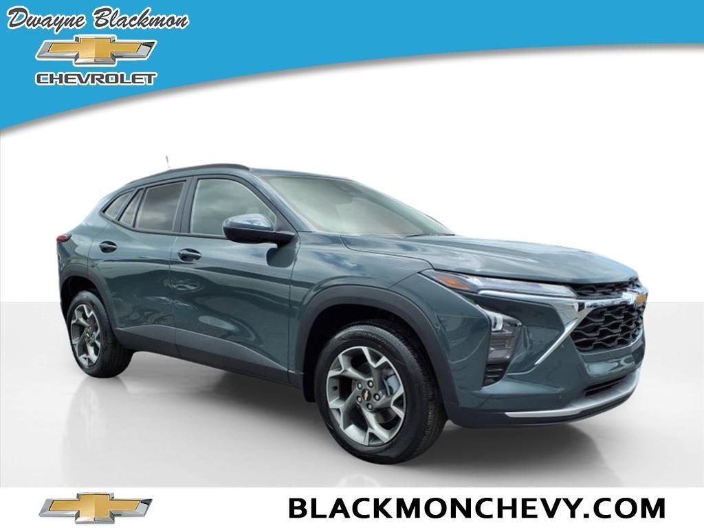 new 2025 Chevrolet Trax car, priced at $26,590