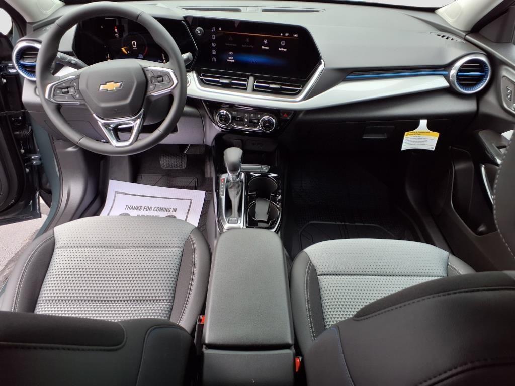 new 2025 Chevrolet Trax car, priced at $26,590