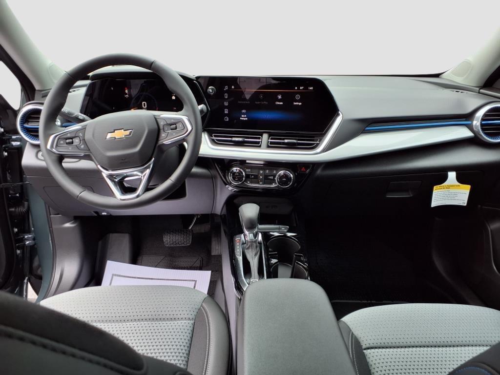 new 2025 Chevrolet Trax car, priced at $26,590