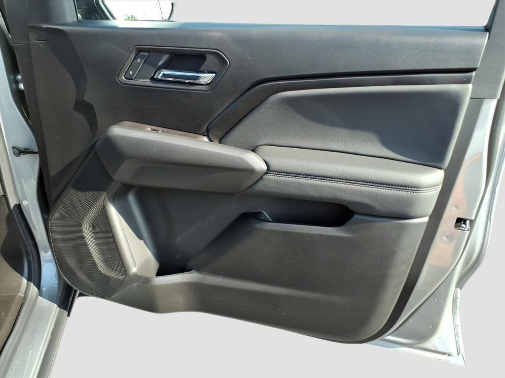 new 2026 Chevrolet Colorado car, priced at $45,155