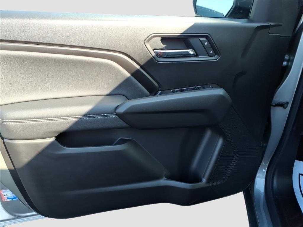 new 2026 Chevrolet Colorado car, priced at $45,155