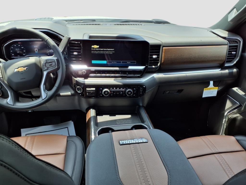 new 2025 Chevrolet Silverado 2500 car, priced at $93,835