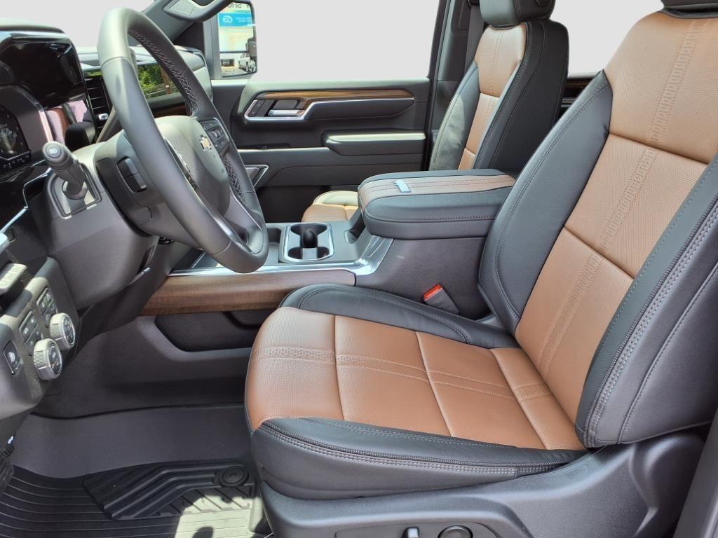 new 2025 Chevrolet Silverado 2500 car, priced at $93,835