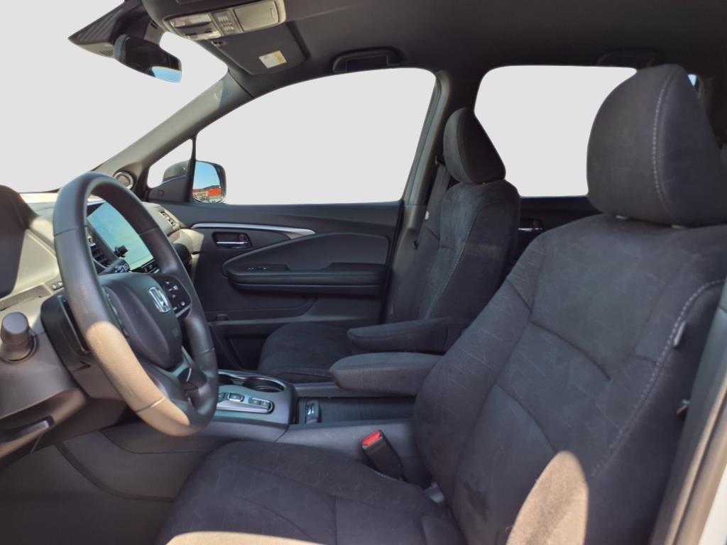 used 2022 Honda Pilot car, priced at $33,698