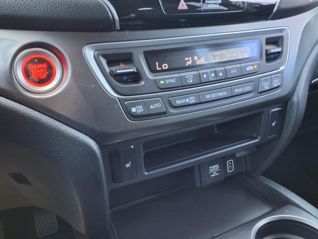 used 2022 Honda Pilot car, priced at $33,698
