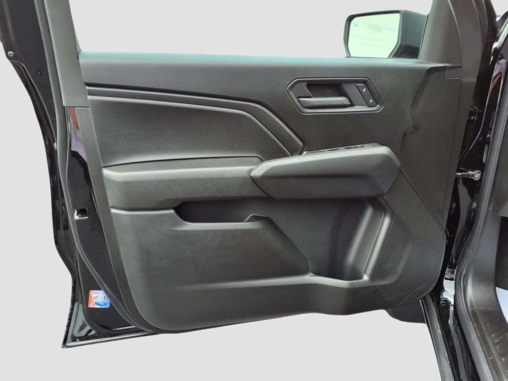 new 2025 Chevrolet Colorado car, priced at $34,965
