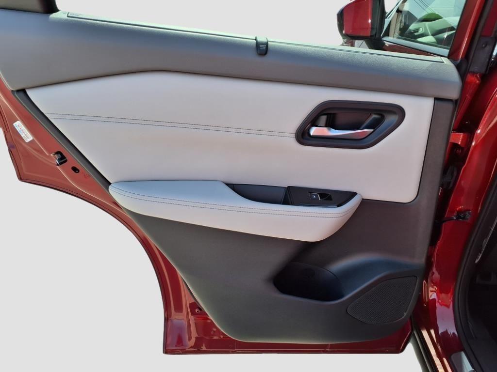 used 2023 Nissan Rogue car, priced at $30,356