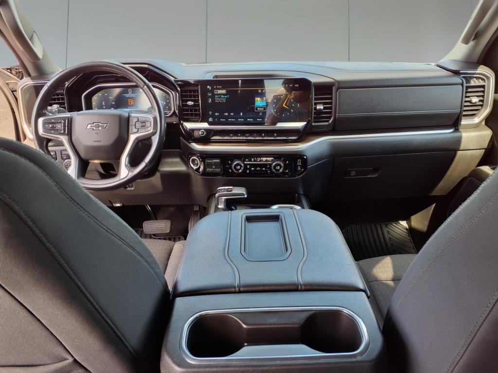 used 2022 Chevrolet Silverado 1500 car, priced at $43,800