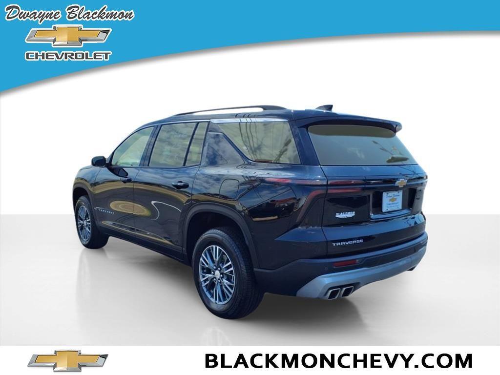 used 2025 Chevrolet Traverse car, priced at $36,413