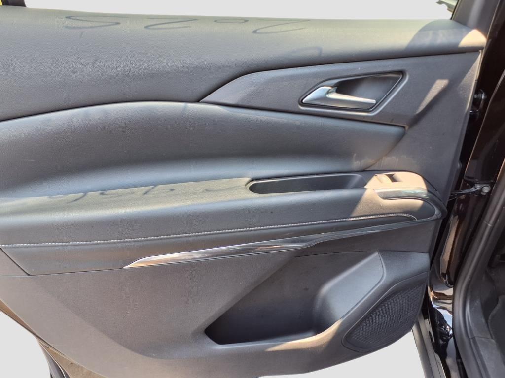 used 2025 Chevrolet Traverse car, priced at $36,413
