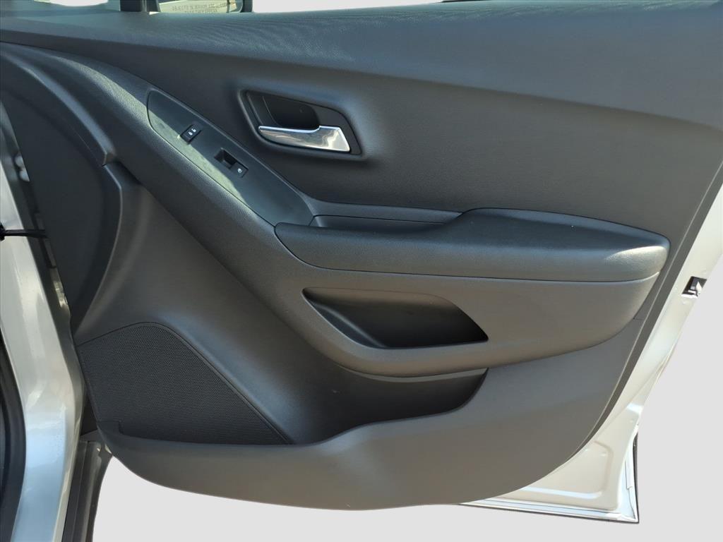 used 2020 Chevrolet Trax car, priced at $15,978