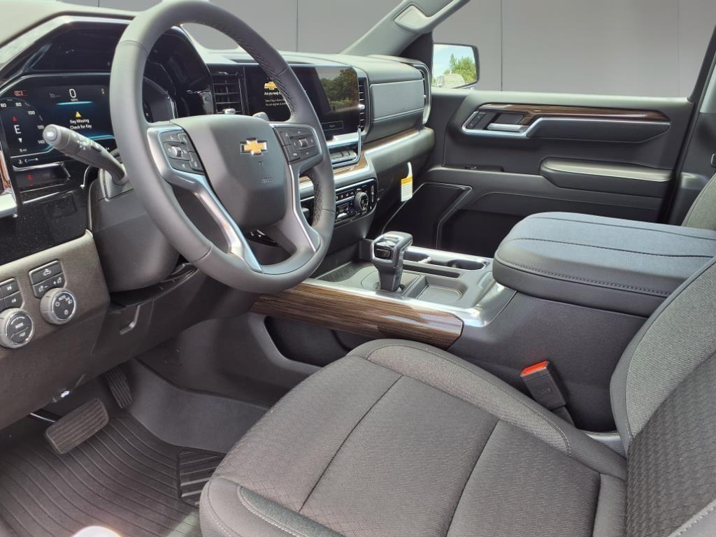 new 2025 Chevrolet Silverado 1500 car, priced at $58,365