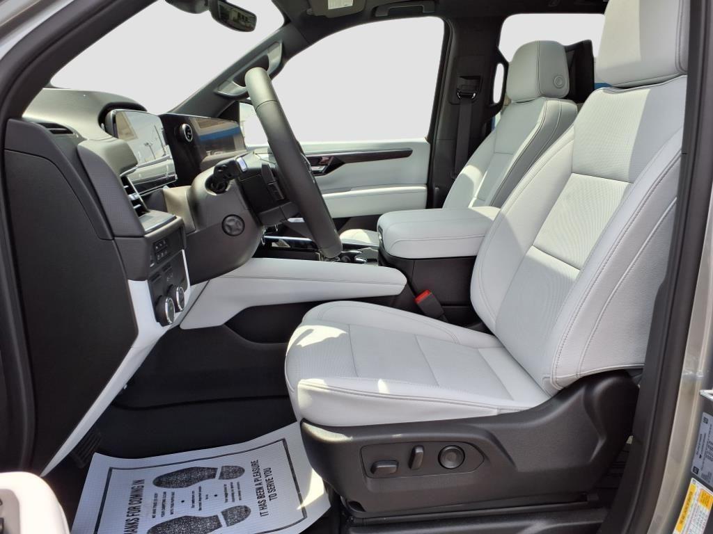 new 2025 Chevrolet Tahoe car, priced at $79,210