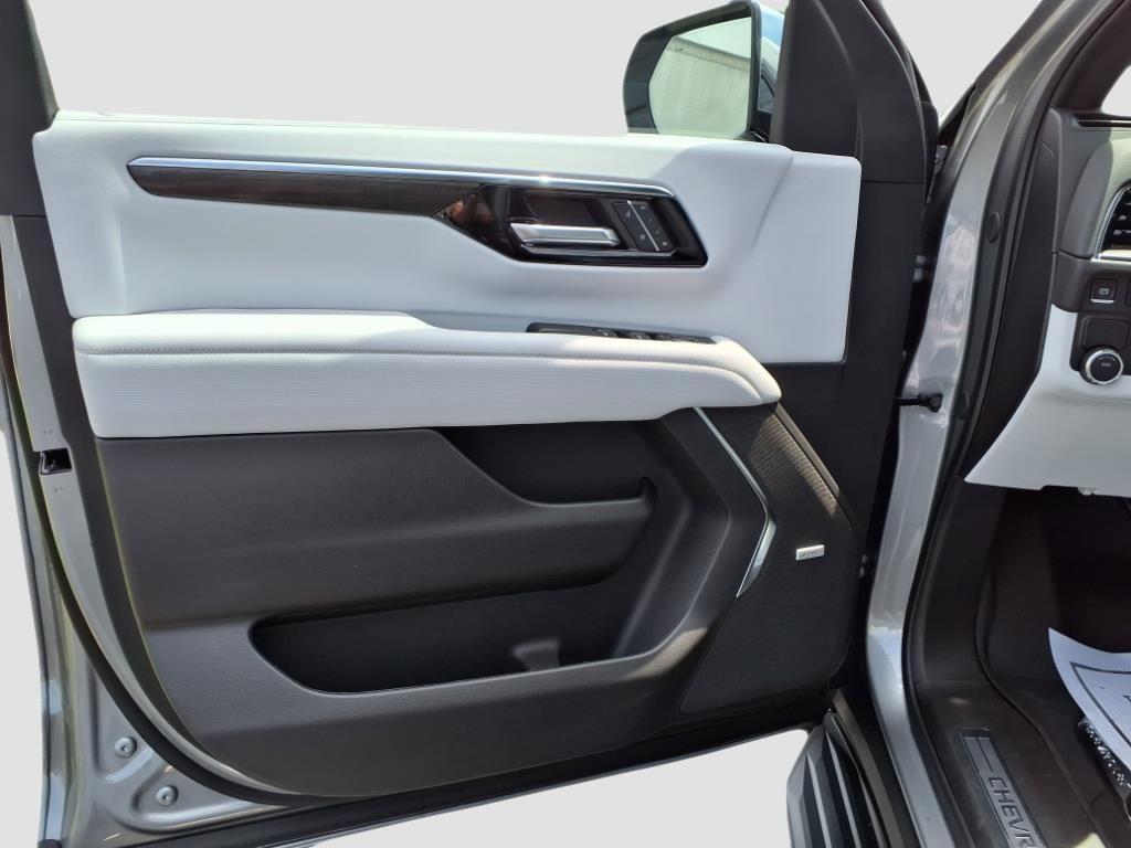 new 2025 Chevrolet Tahoe car, priced at $79,210