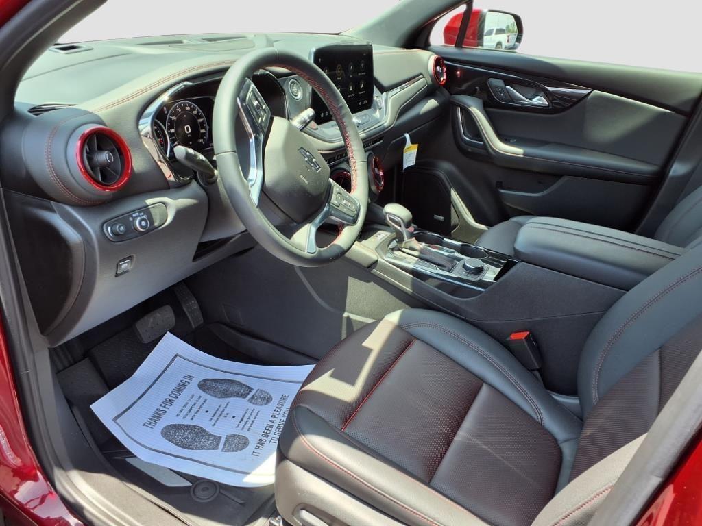 new 2025 Chevrolet Blazer car, priced at $45,935
