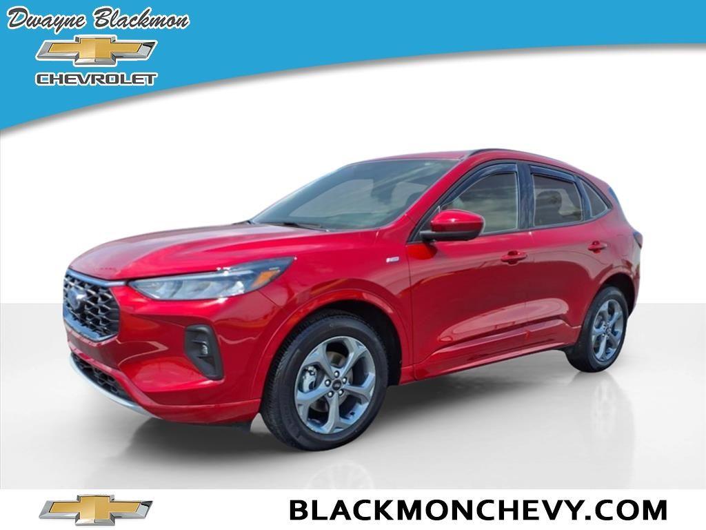 used 2023 Ford Escape car, priced at $28,657