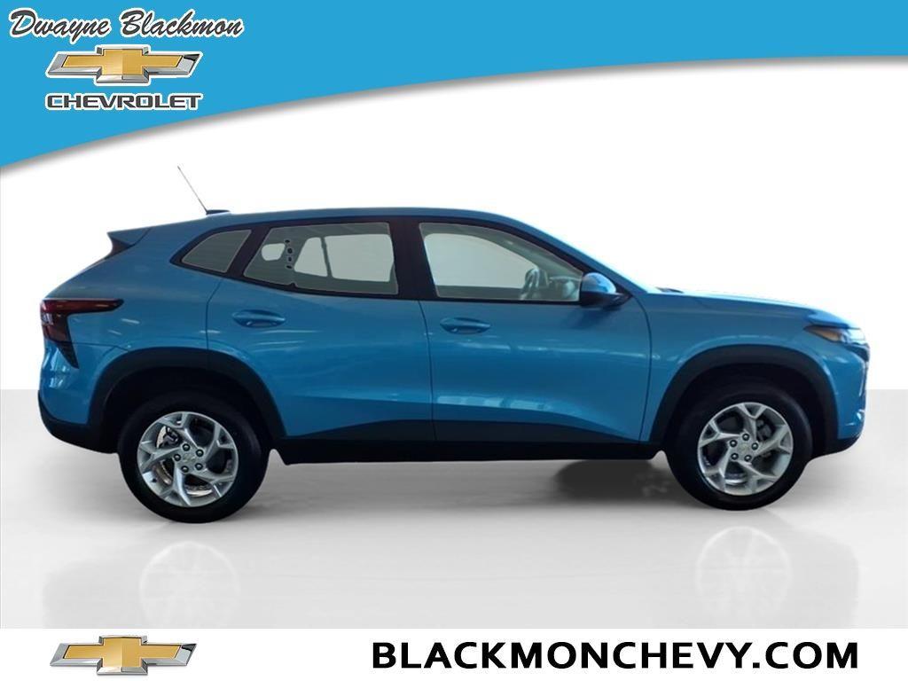 new 2026 Chevrolet Trax car, priced at $24,385