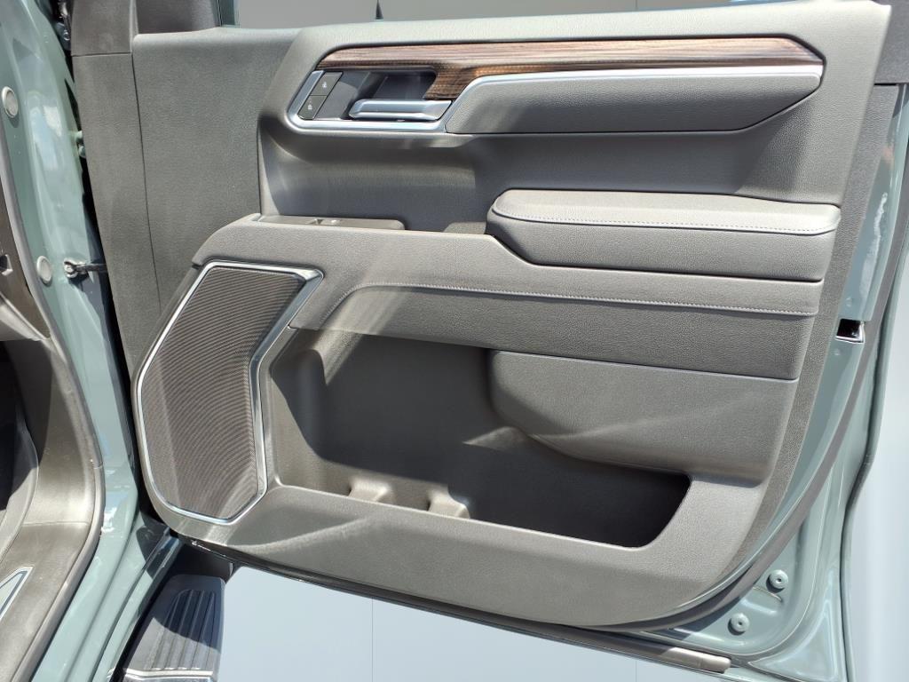 new 2025 Chevrolet Silverado 1500 car, priced at $56,400