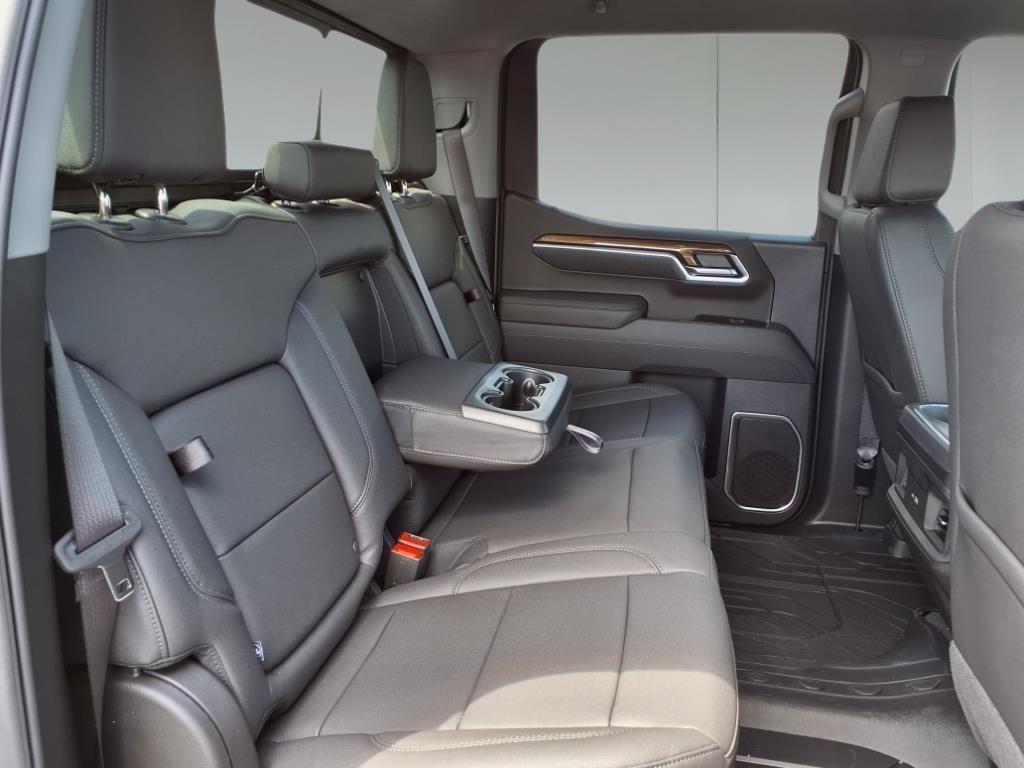 new 2025 Chevrolet Silverado 1500 car, priced at $56,400