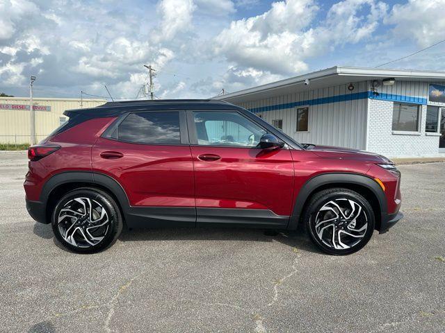 new 2025 Chevrolet TrailBlazer car, priced at $32,475