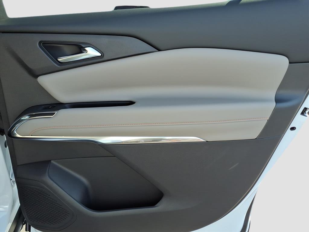 new 2026 Chevrolet Traverse car, priced at $46,956