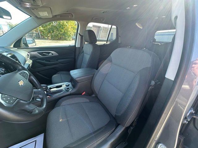 used 2021 Chevrolet Traverse car, priced at $29,950