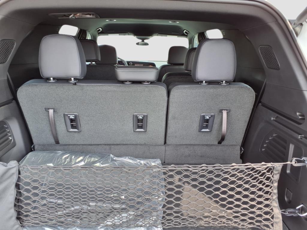 new 2025 Chevrolet Traverse car, priced at $48,350