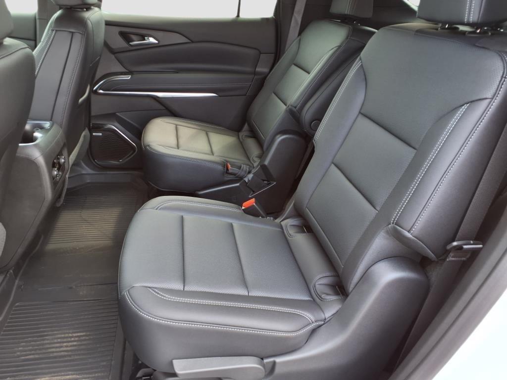 new 2025 Chevrolet Traverse car, priced at $48,350
