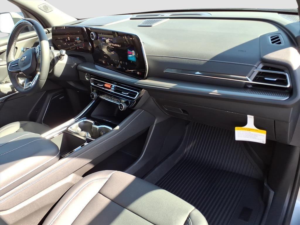 new 2026 Chevrolet Traverse car, priced at $48,526