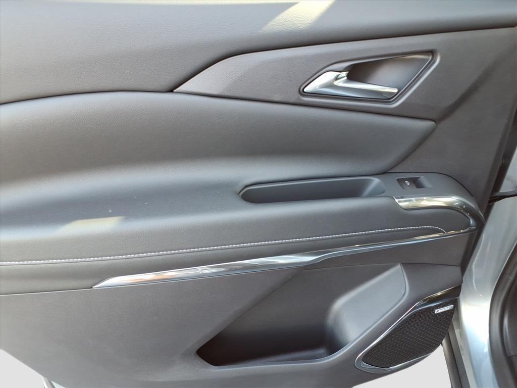 new 2026 Chevrolet Traverse car, priced at $48,526