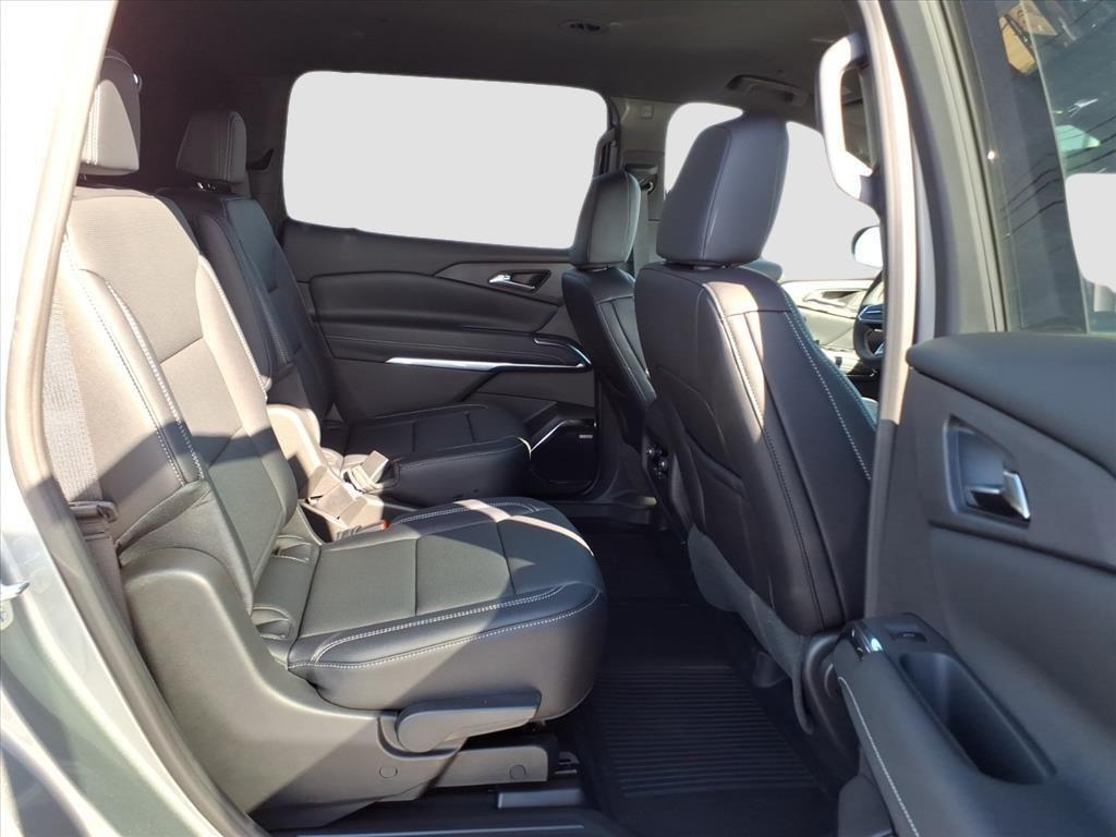 new 2026 Chevrolet Traverse car, priced at $48,526