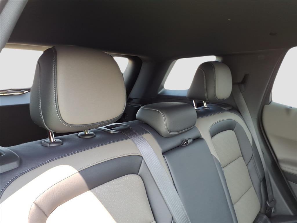 new 2026 Chevrolet Equinox car, priced at $33,832