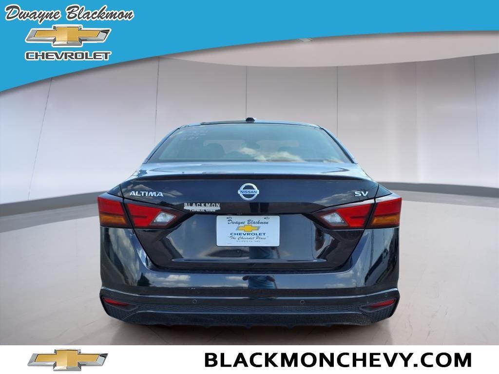 used 2022 Nissan Altima car, priced at $22,654