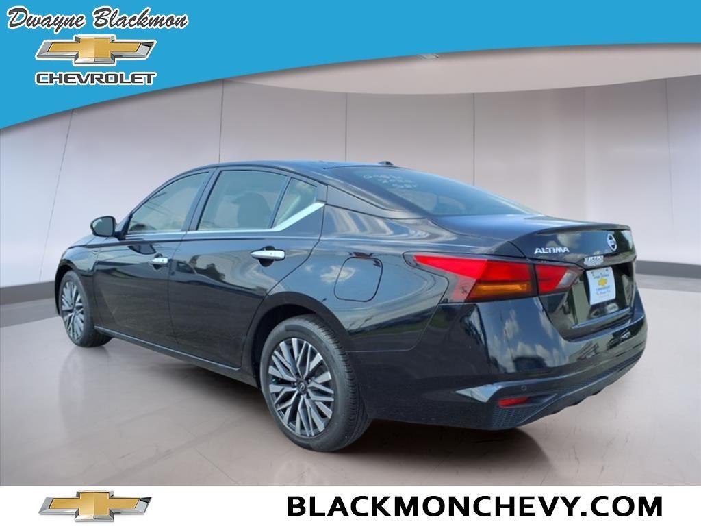 used 2022 Nissan Altima car, priced at $22,654