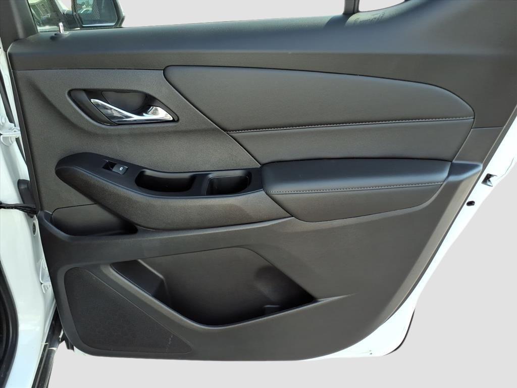 used 2023 Chevrolet Traverse car, priced at $30,931