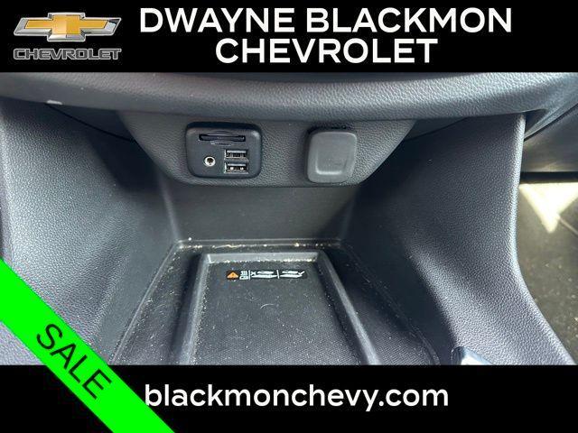 used 2023 Chevrolet Traverse car, priced at $42,995