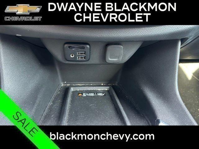 used 2023 Chevrolet Traverse car, priced at $42,976
