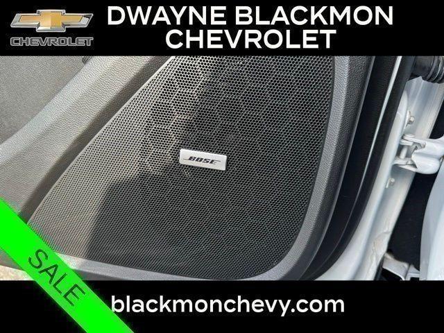 used 2023 Chevrolet Traverse car, priced at $42,941