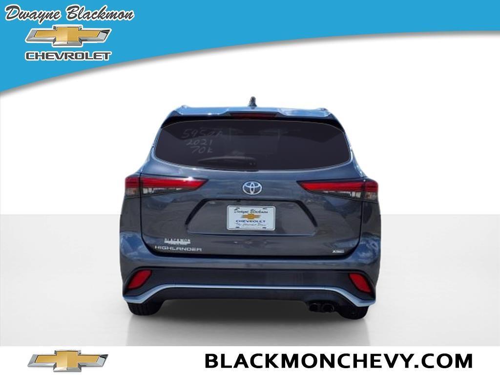 used 2021 Toyota Highlander car, priced at $34,876