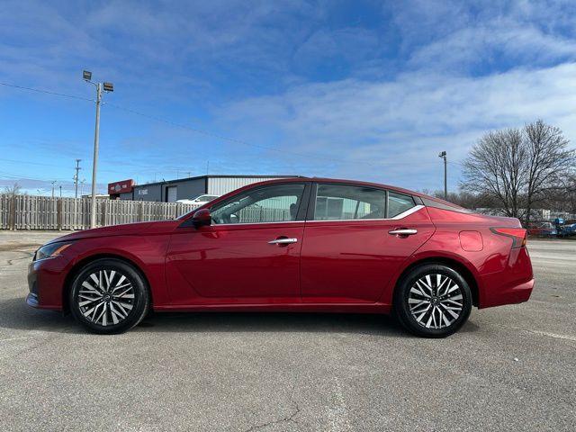 used 2023 Nissan Altima car, priced at $22,841