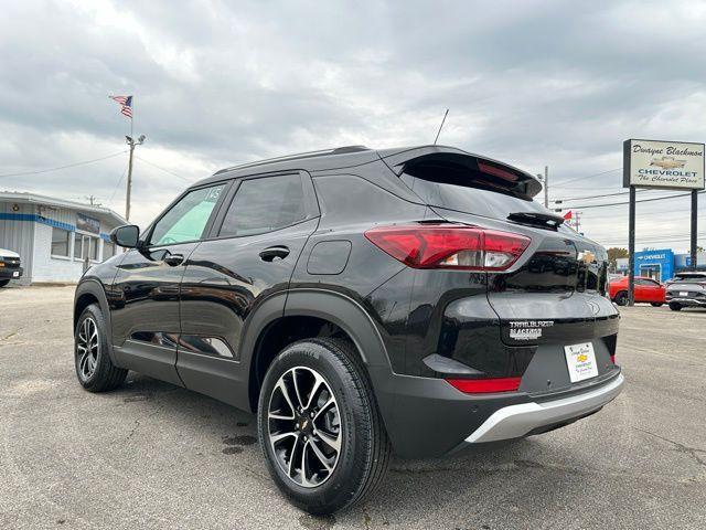 new 2025 Chevrolet TrailBlazer car, priced at $28,150