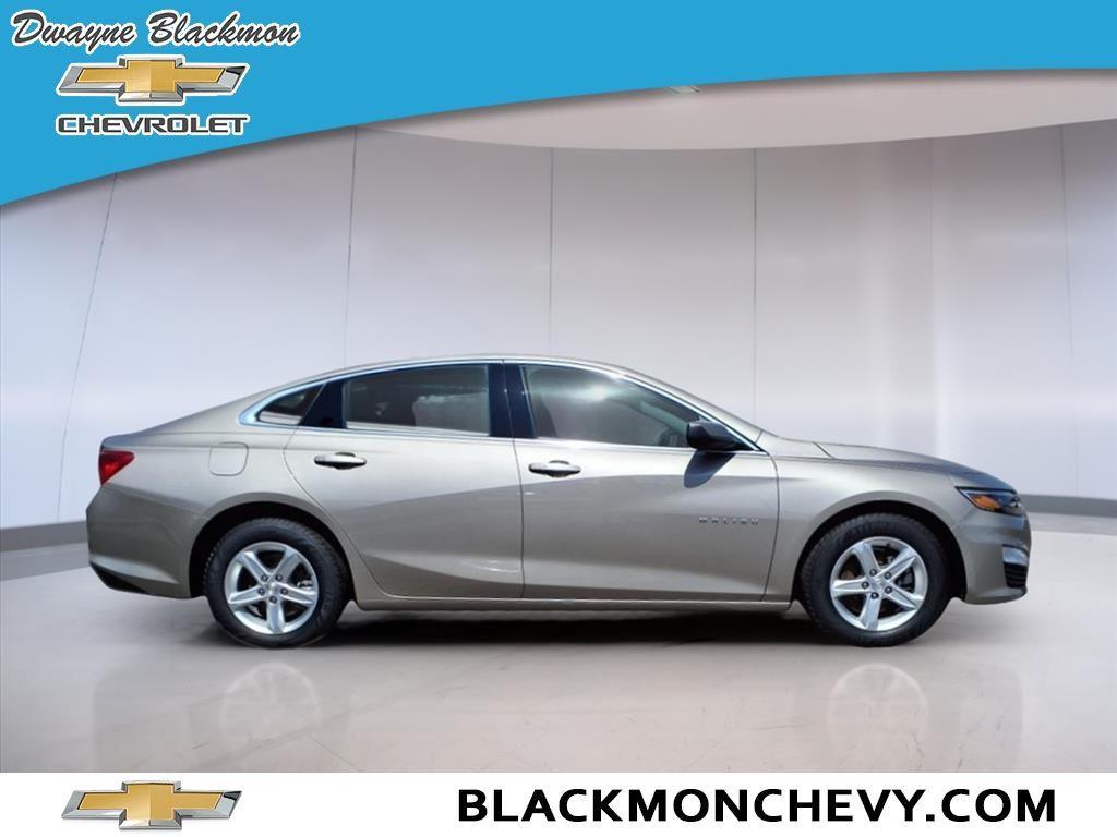 used 2023 Chevrolet Malibu car, priced at $20,390