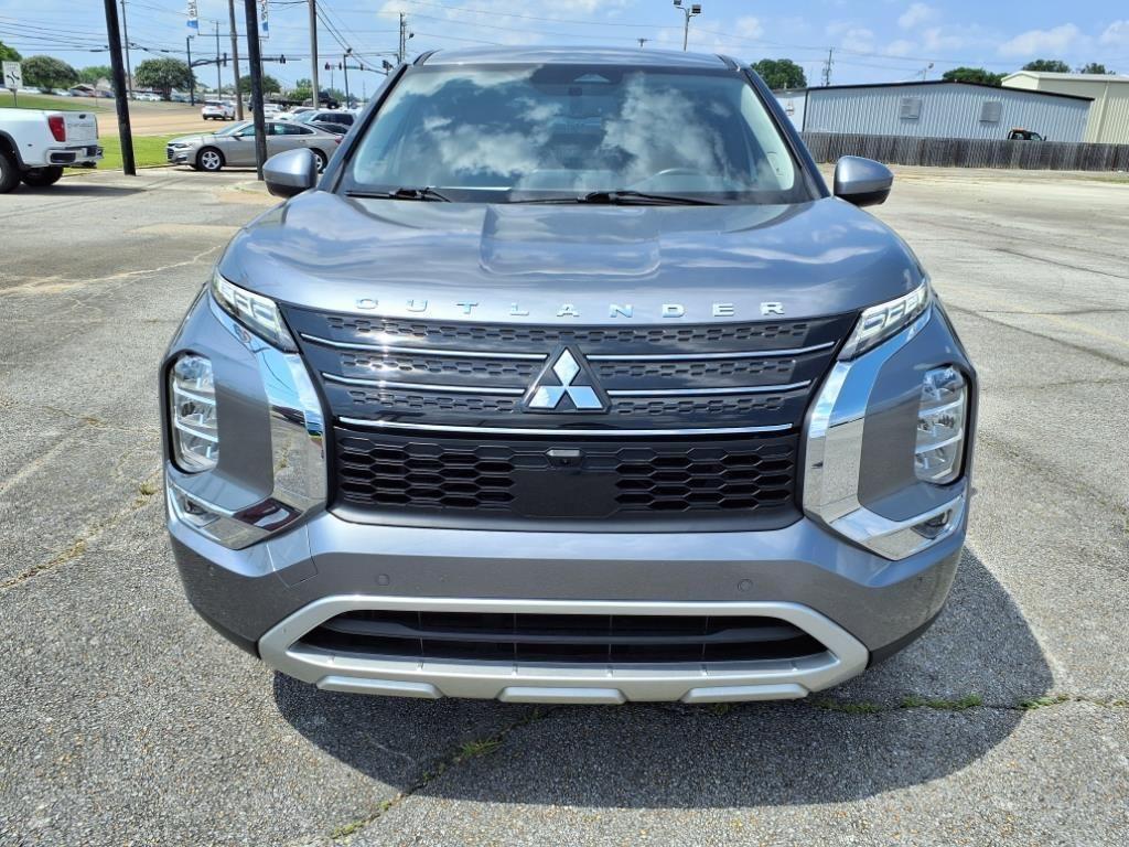 used 2024 Mitsubishi Outlander car, priced at $27,458