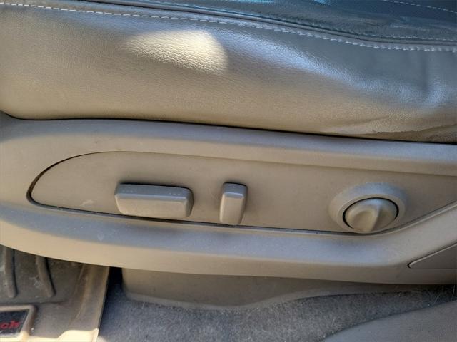 used 2015 GMC Acadia car, priced at $10,000