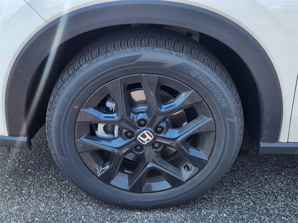 used 2025 Honda HR-V car, priced at $27,622