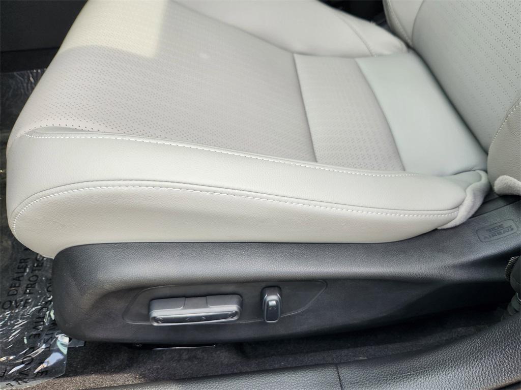 new 2026 Honda Civic Hybrid car, priced at $33,945
