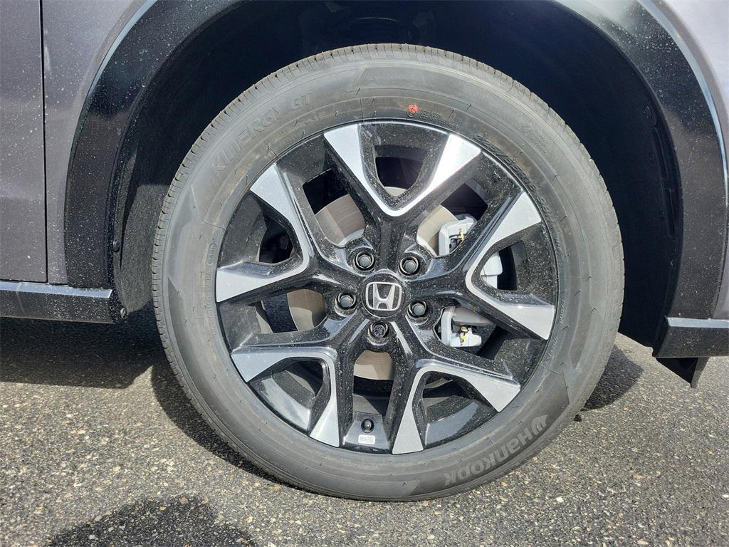 new 2026 Honda HR-V car, priced at $33,000